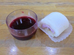 ハスカップゼリーとハスカップロール