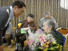 101125_event-10[1]
