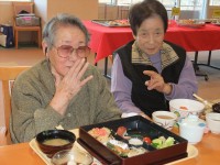 平成２１年　昼食バイキング%20047[1]