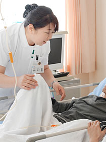 老人看護専門看護師 菅原 昌子