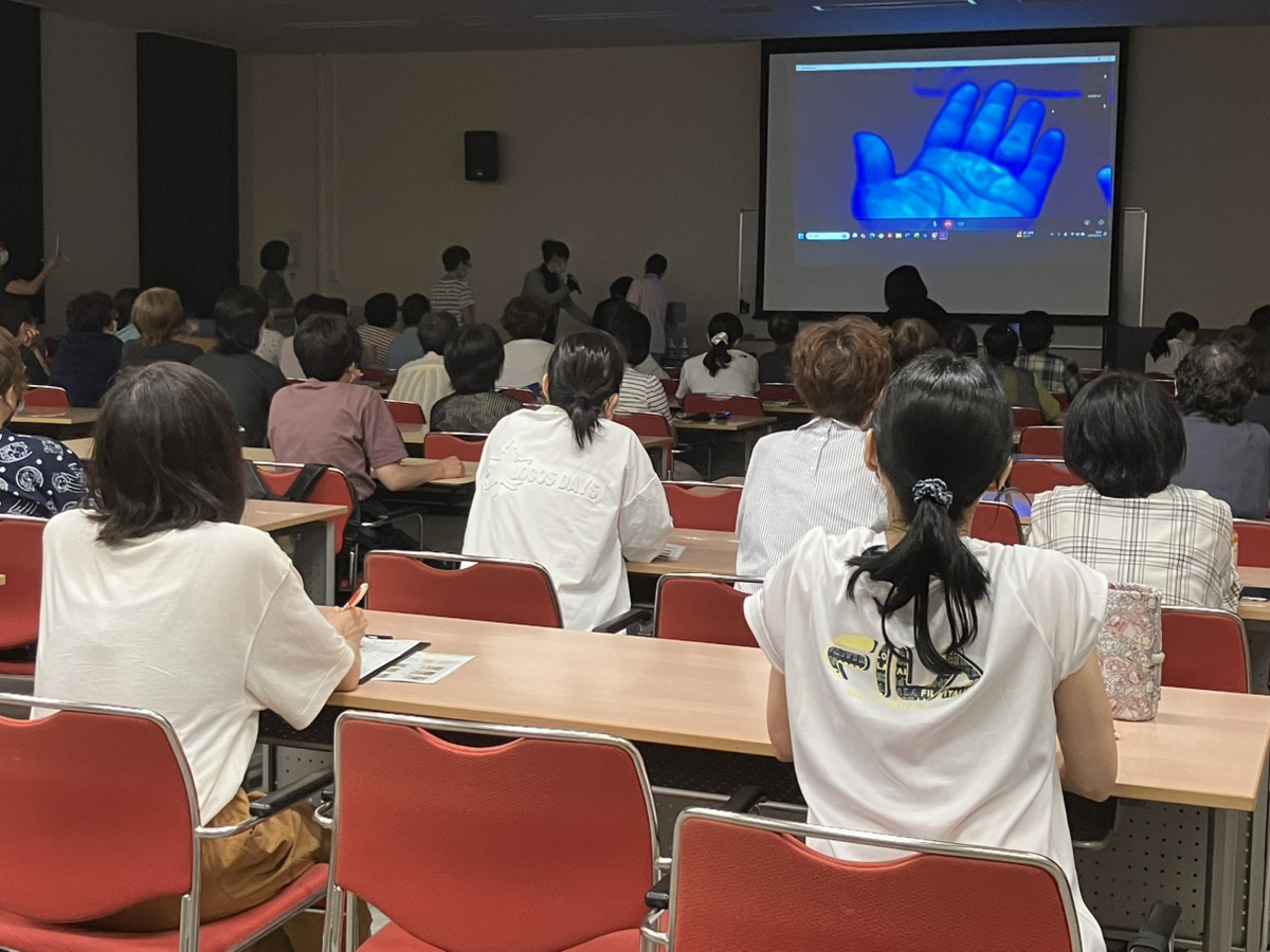 7月ヘルパー会議・研修