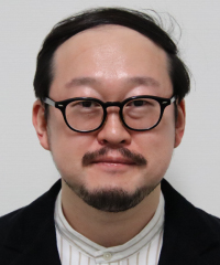 医師顔写真