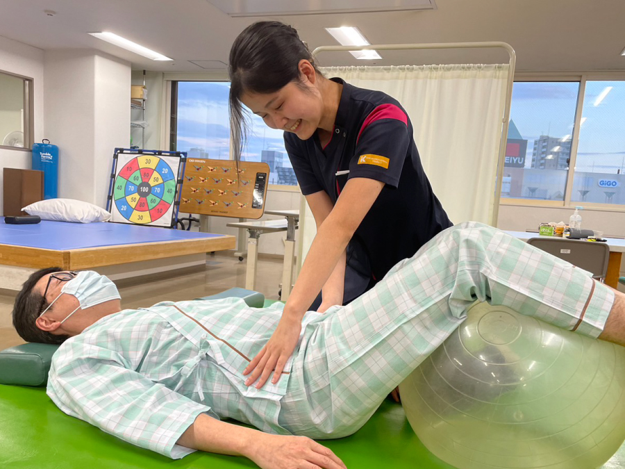 内科部門 施術の様子